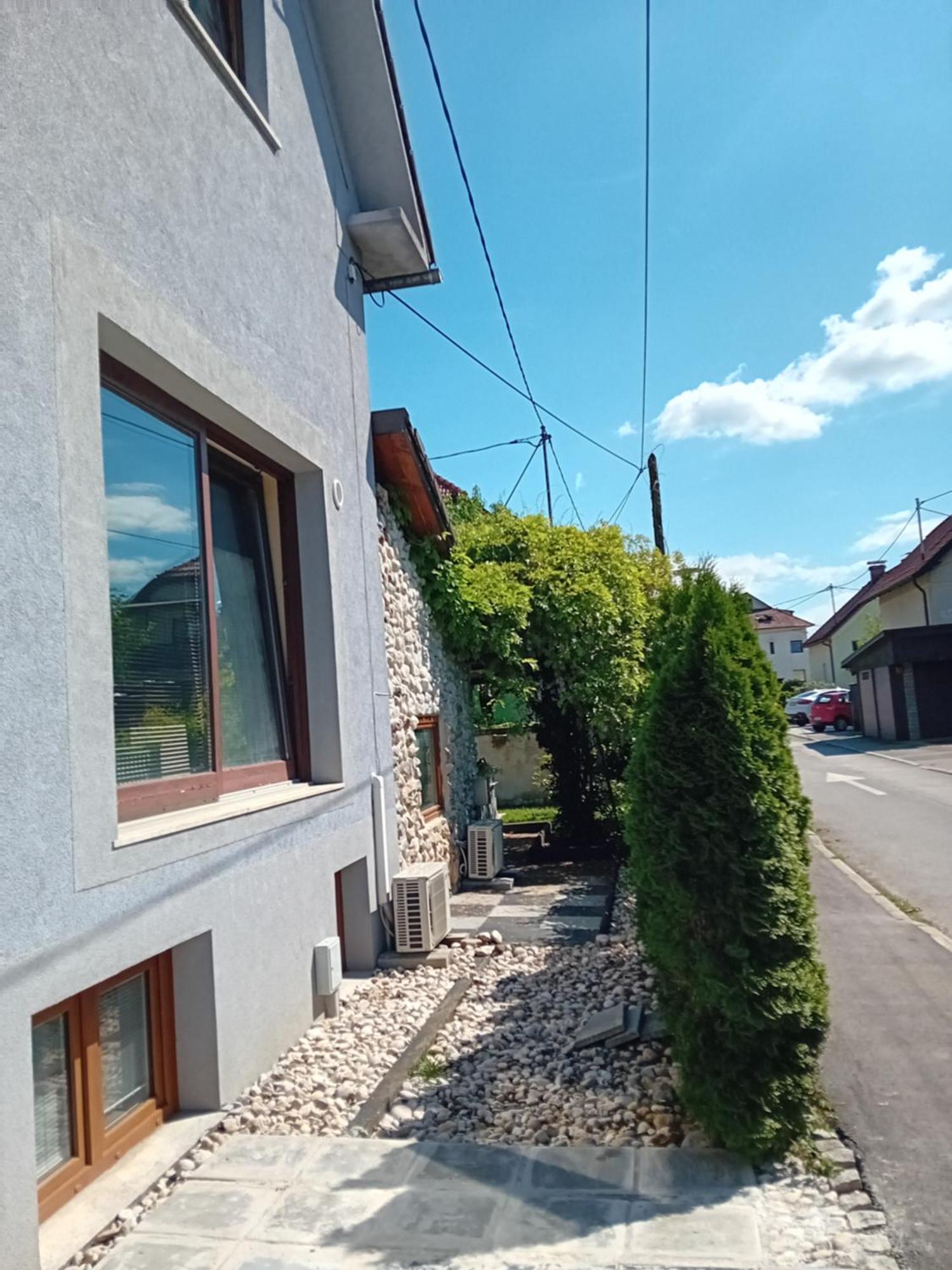 Apartment Baci For 4 Guests Ljubljana Buitenkant foto